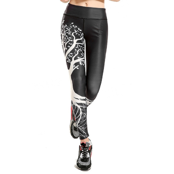 Black & White Tree pattern leggings - Picture 5 of 6